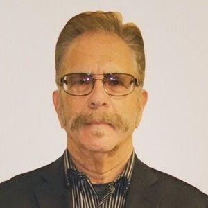 Meet your Posher, Evan